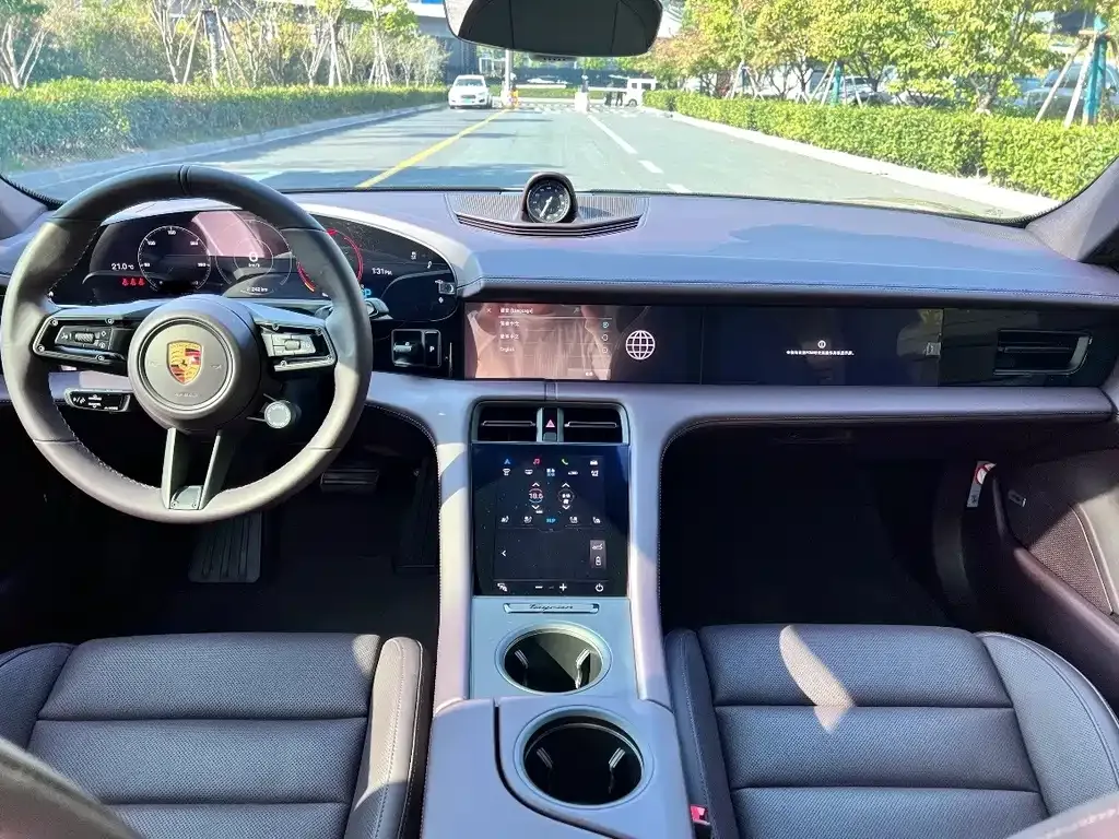 Porsche Taycan 2022 из CN, фото 8