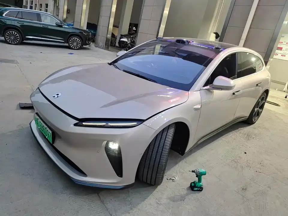 NIO ET5T