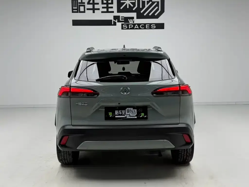 Toyota Corolla Cross — фото 2