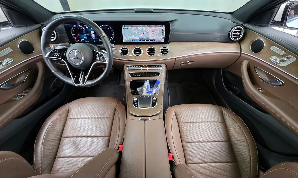 Mercedes-Benz E-Class 2021 из KR, фото 9