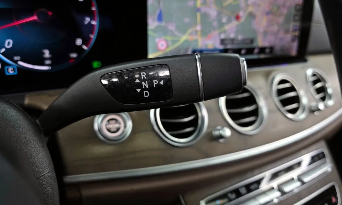 Mercedes-Benz E-Class 2021 из KR, фото 7
