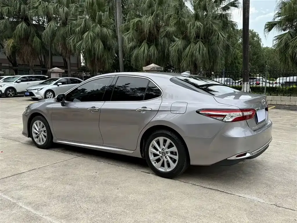 Toyota Camry 2023 из CN, фото 6