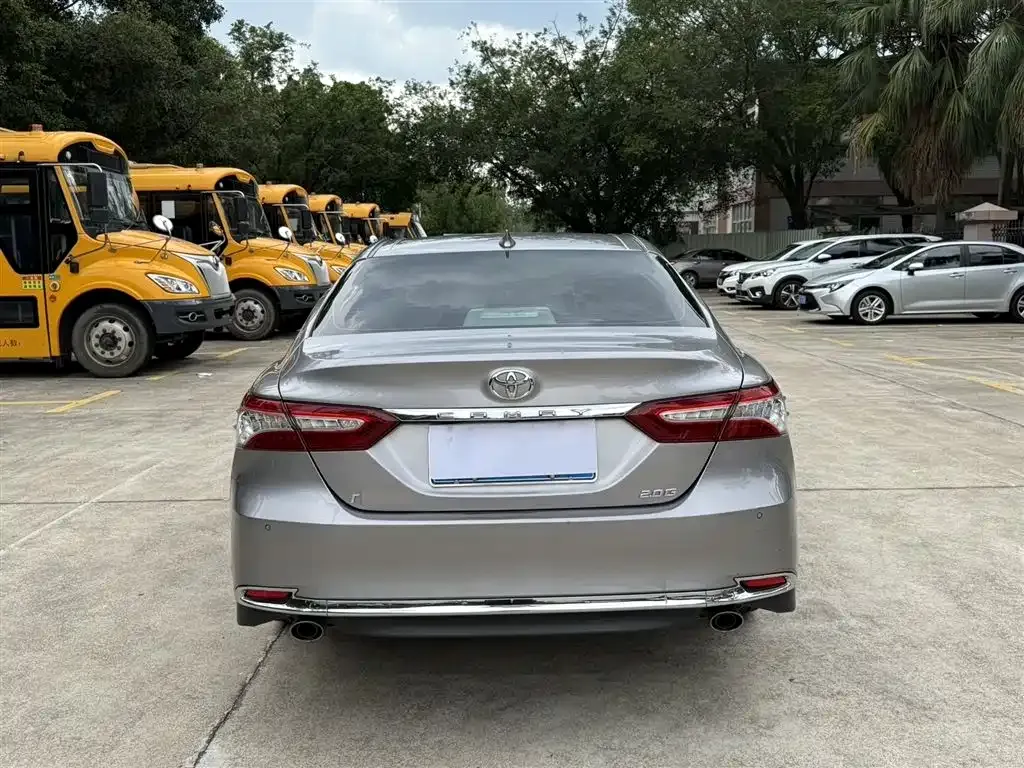 Toyota Camry 2023 из CN, фото 5