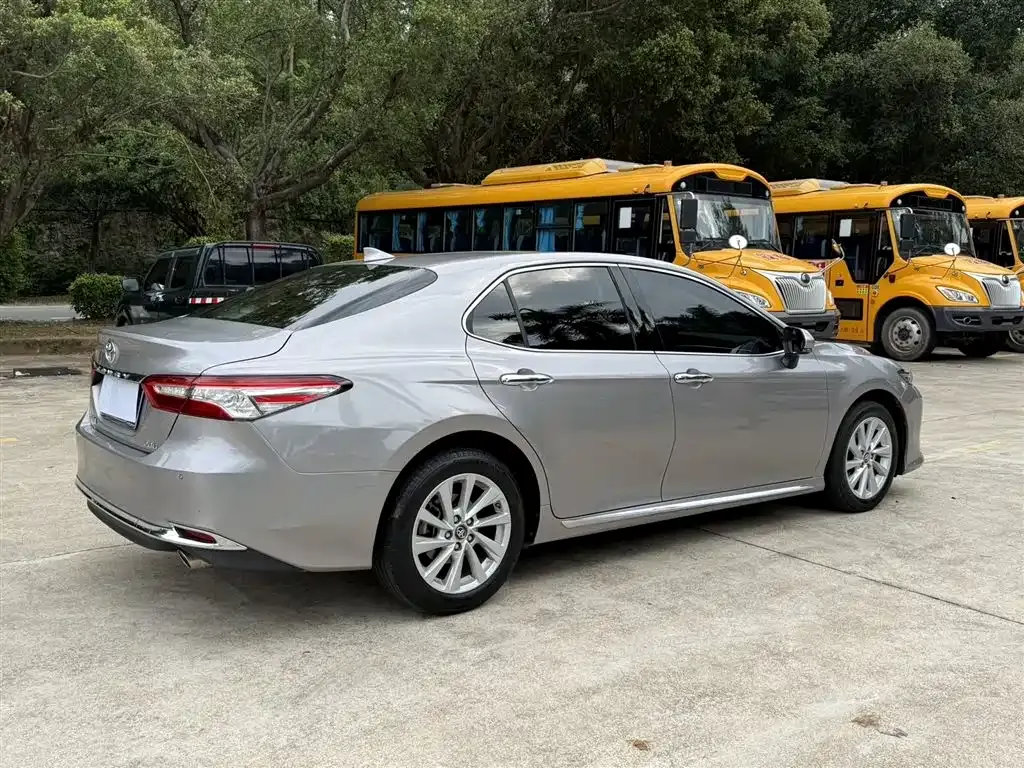 Toyota Camry 2023 из CN, фото 7