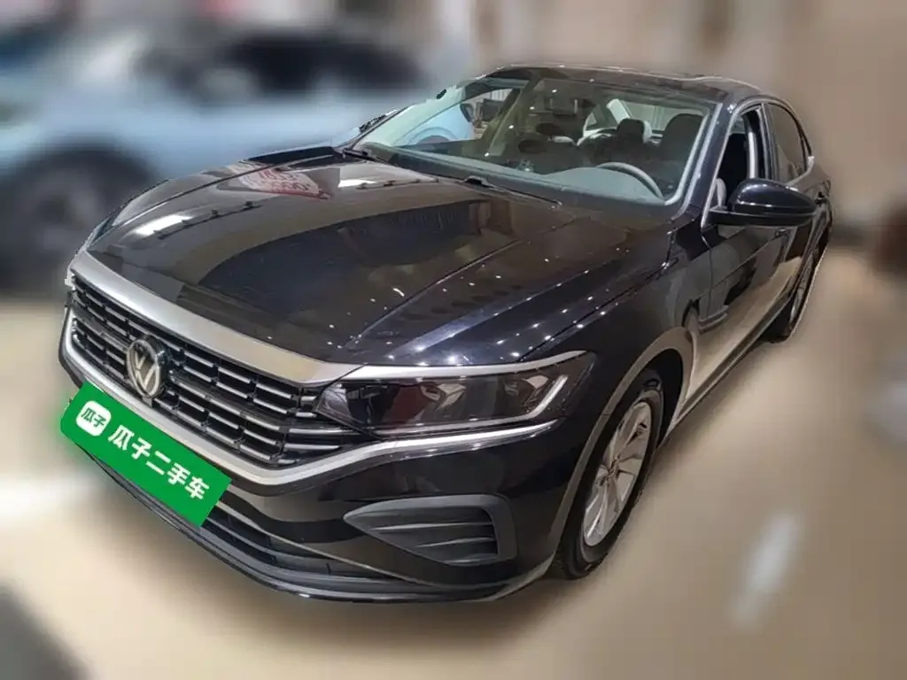 Volkswagen Passat — фото 1