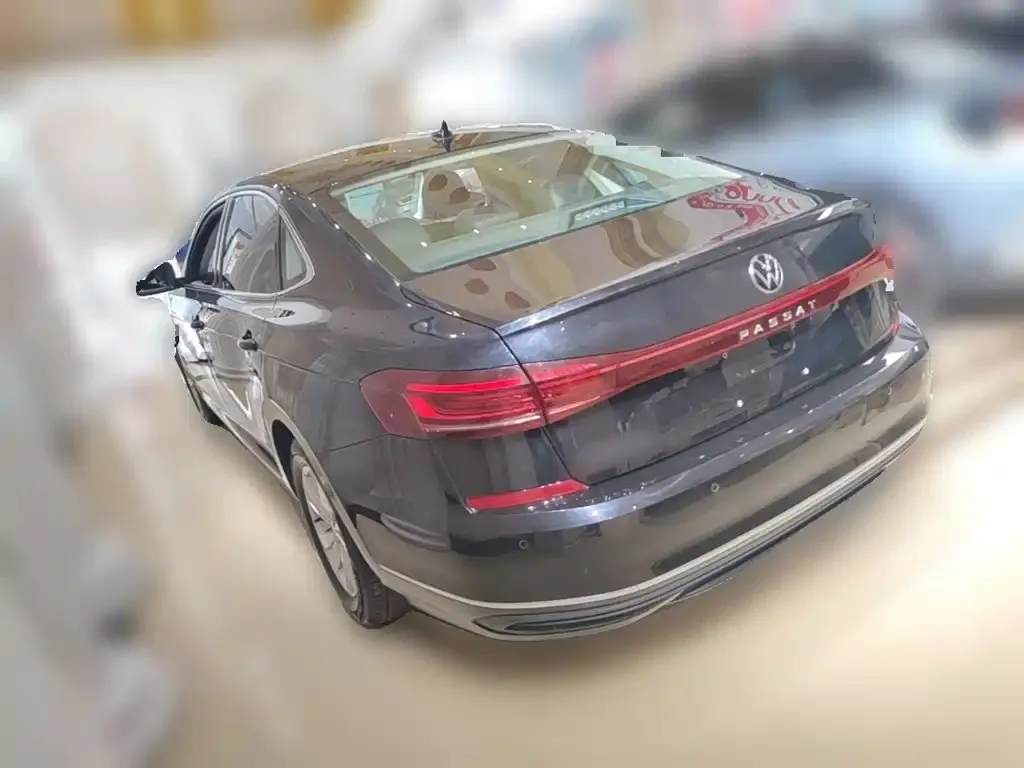 Volkswagen Passat — фото 5