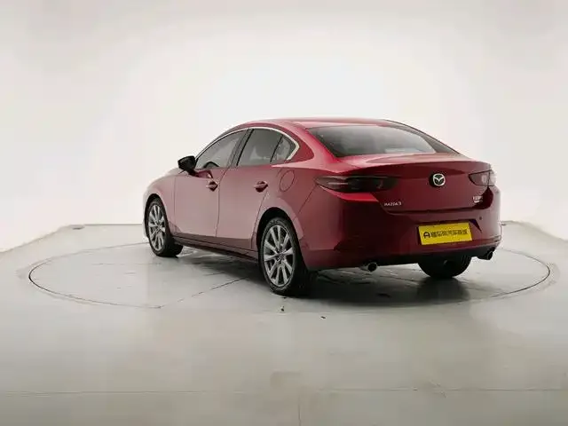 Mazda 3 Axela — фото 2