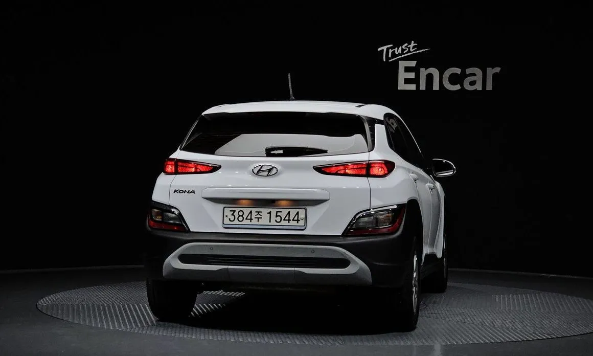 Hyundai Kona 2021 из KR, фото 2