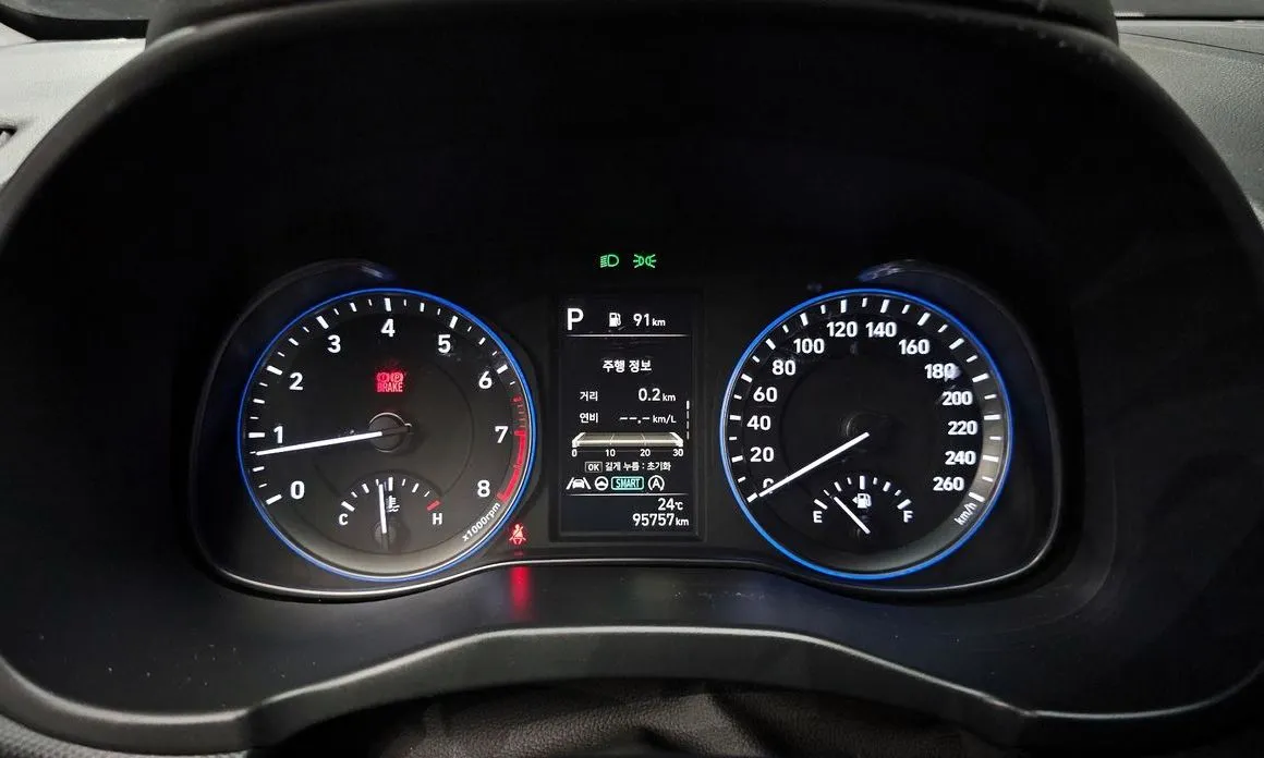 Hyundai Kona 2021 из KR, фото 4
