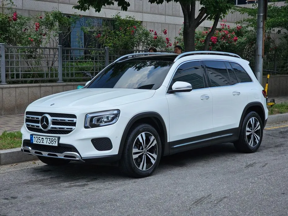 Mercedes-Benz GLB-Class