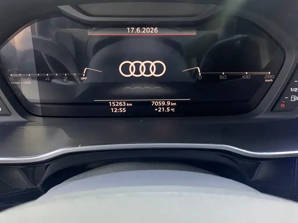 Audi Q3 — фото 9