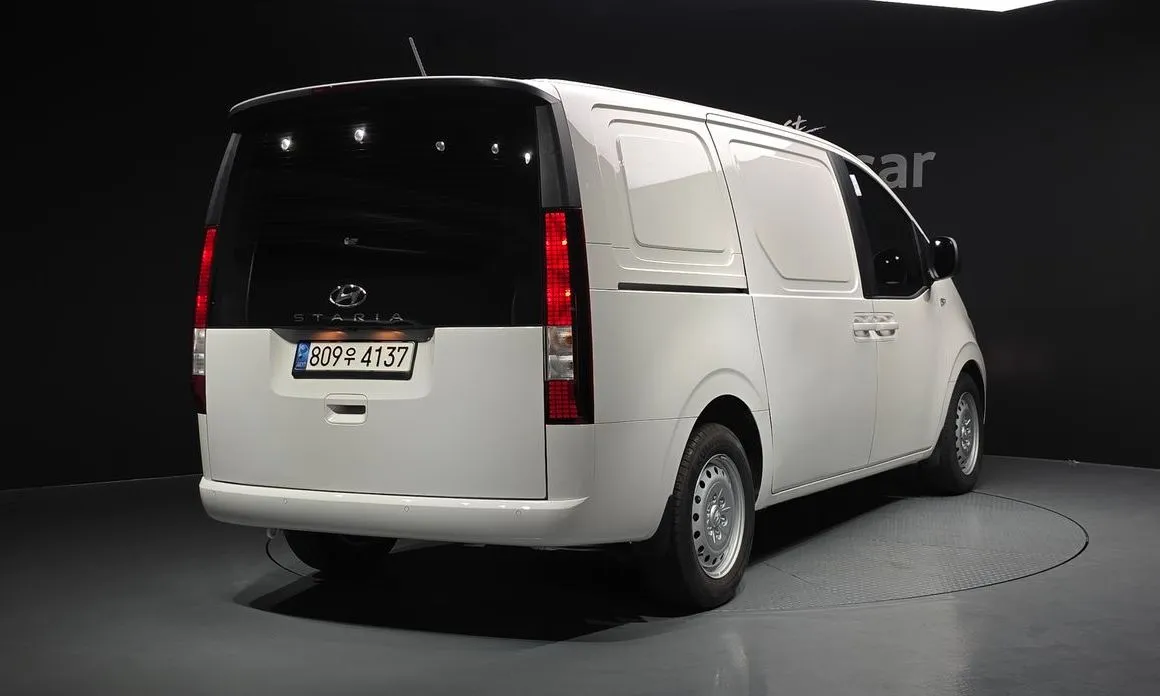 Hyundai Staria — фото 10