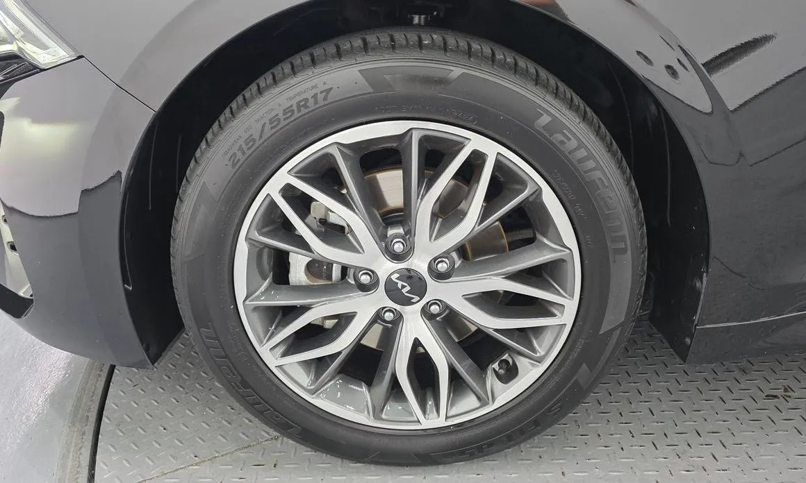 Kia K5 2023 из KR, фото 5
