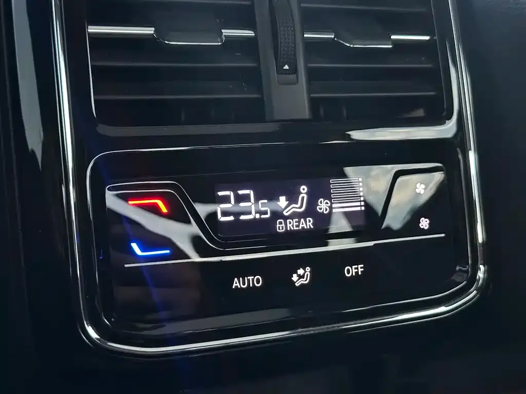 Volkswagen Passat — фото 6