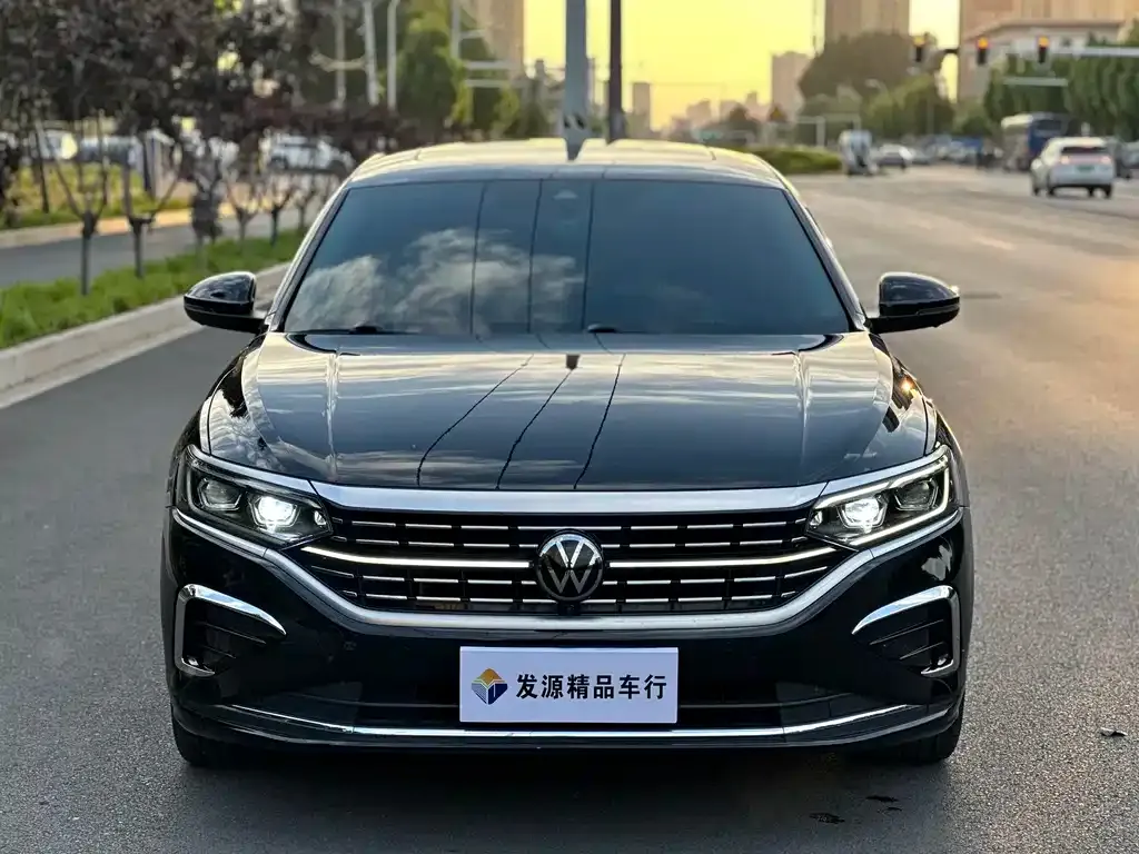 Volkswagen Passat — фото 7