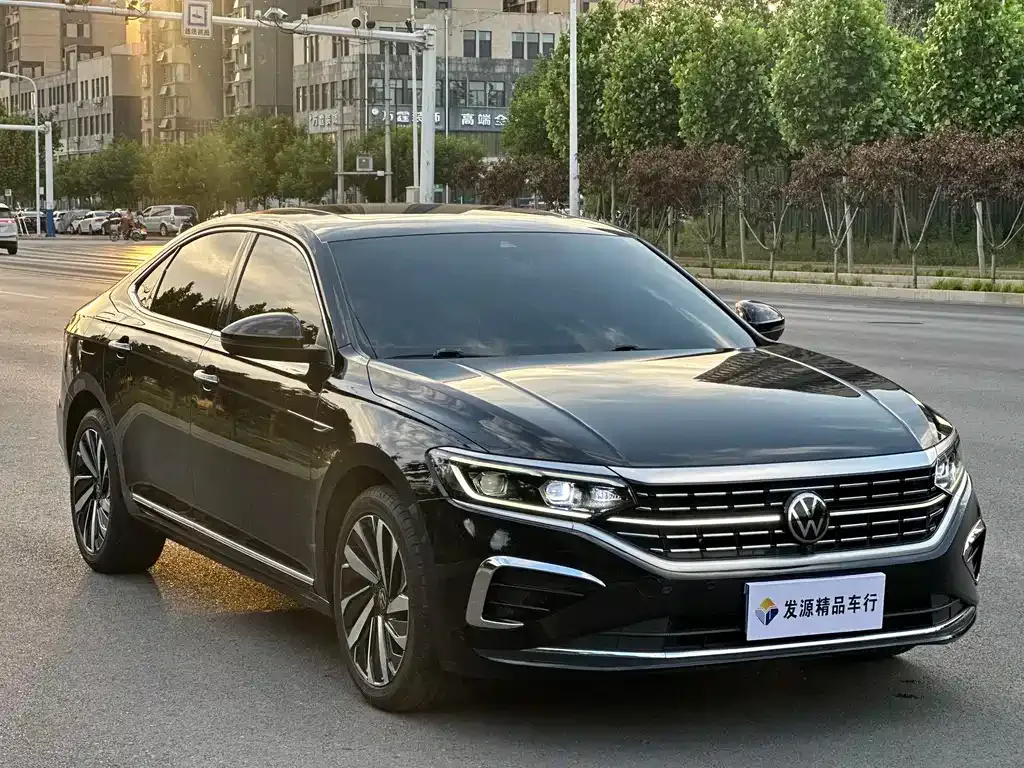 Volkswagen Passat — фото 9
