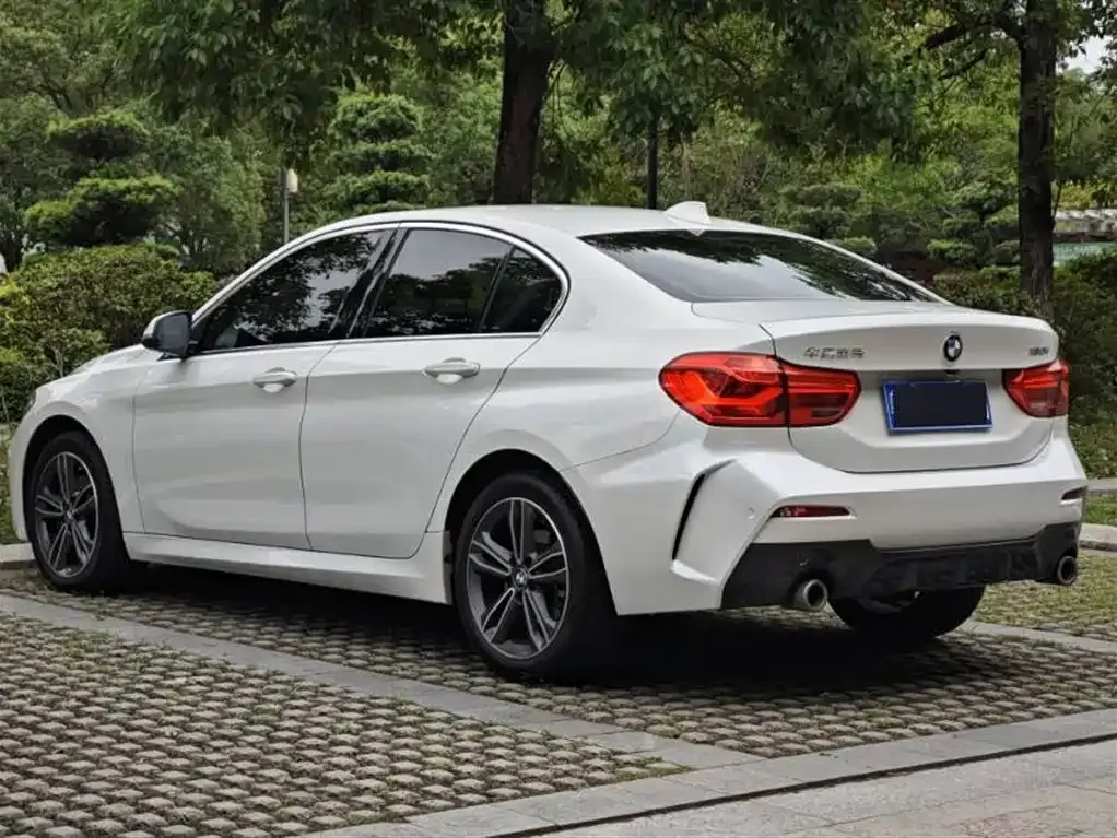 BMW 1 Series — фото 10