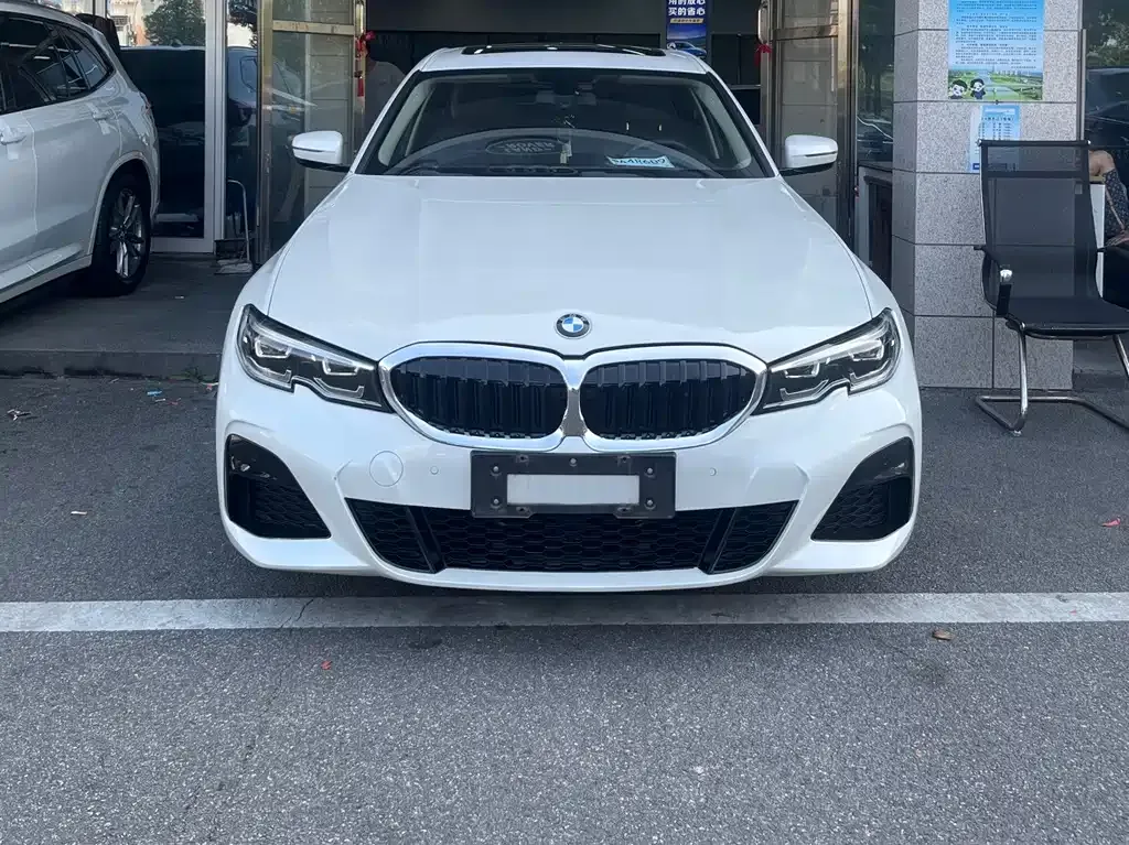 BMW 3 Series 2021 из CN, фото 4