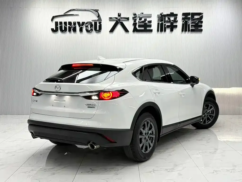 Mazda CX-4 — фото 4
