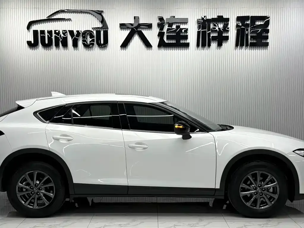 Mazda CX-4 — фото 9
