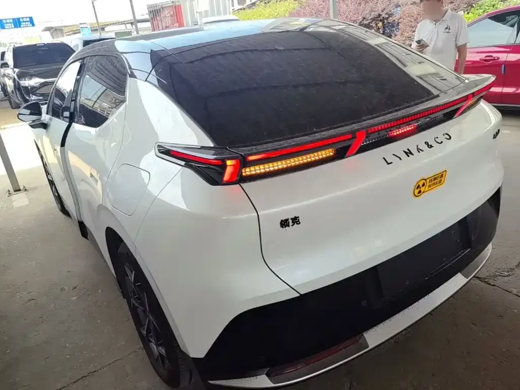 Lynk & Co Z20 2025 из CN, фото 6