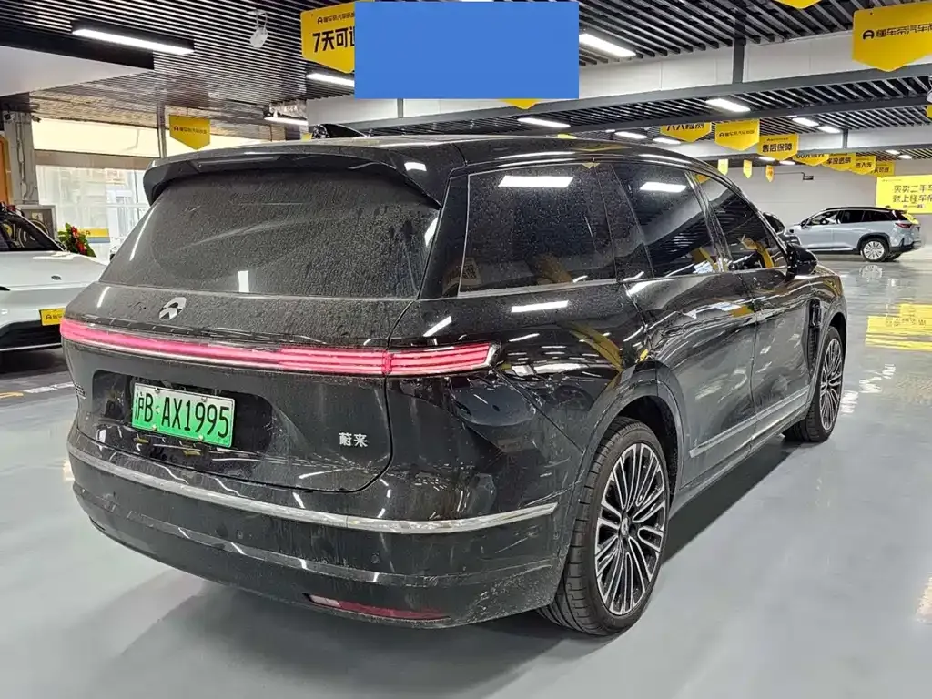 NIO ES8 — фото 10