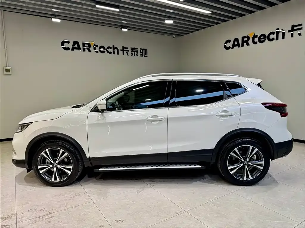Nissan Qashqai — фото 8