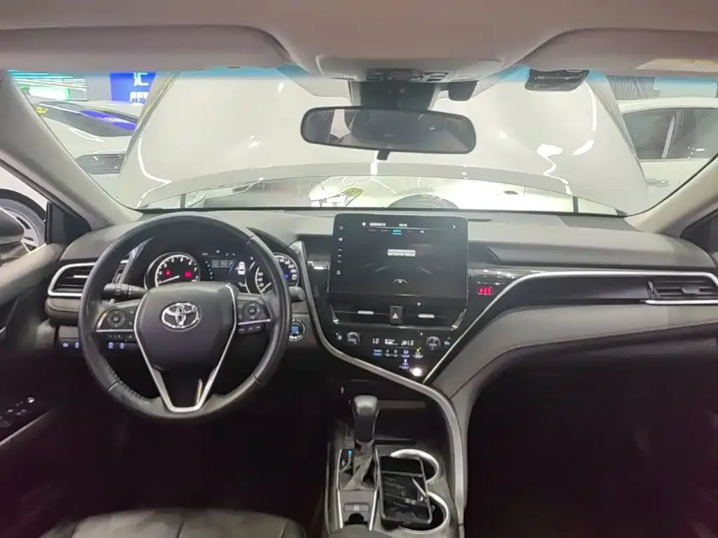 Toyota Camry 2023 из CN, фото 3