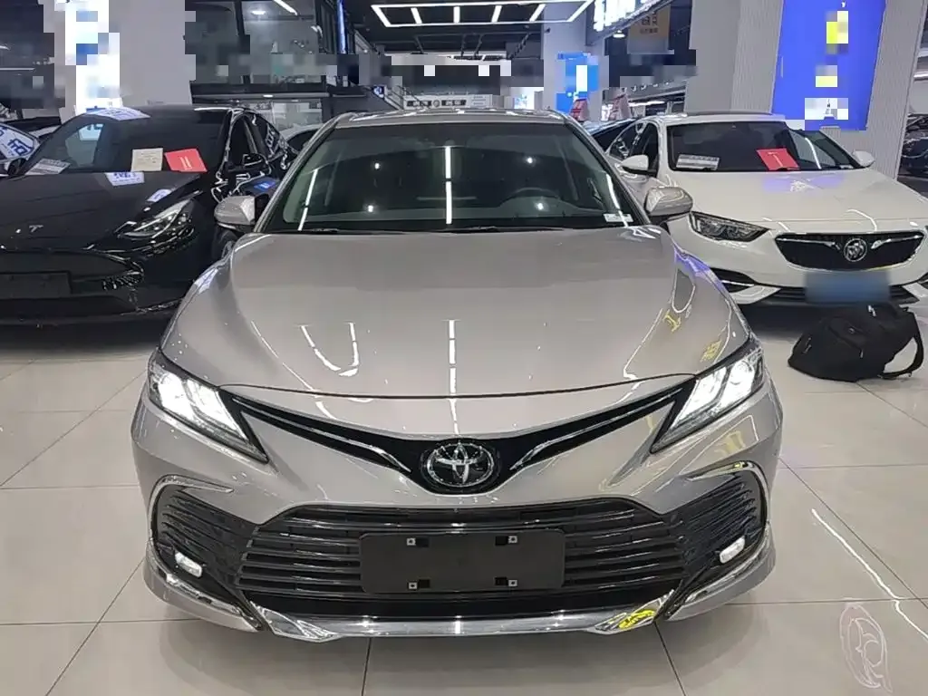 Toyota Camry 2023 из CN, фото 8