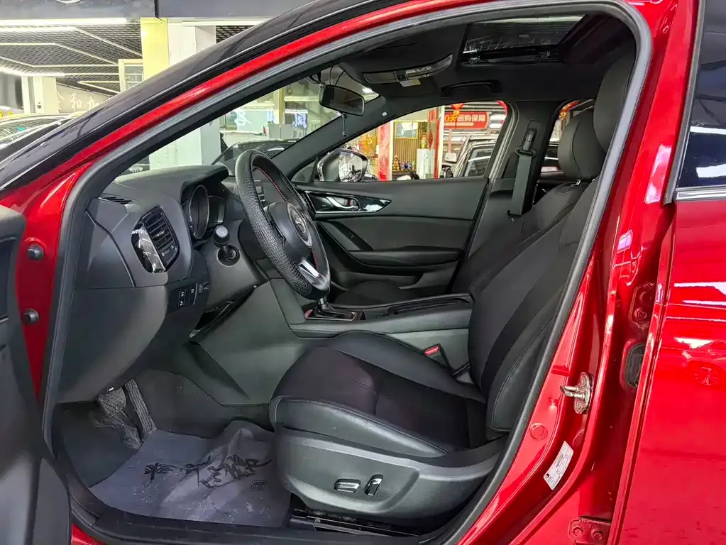 Mazda CX-4 — фото 4