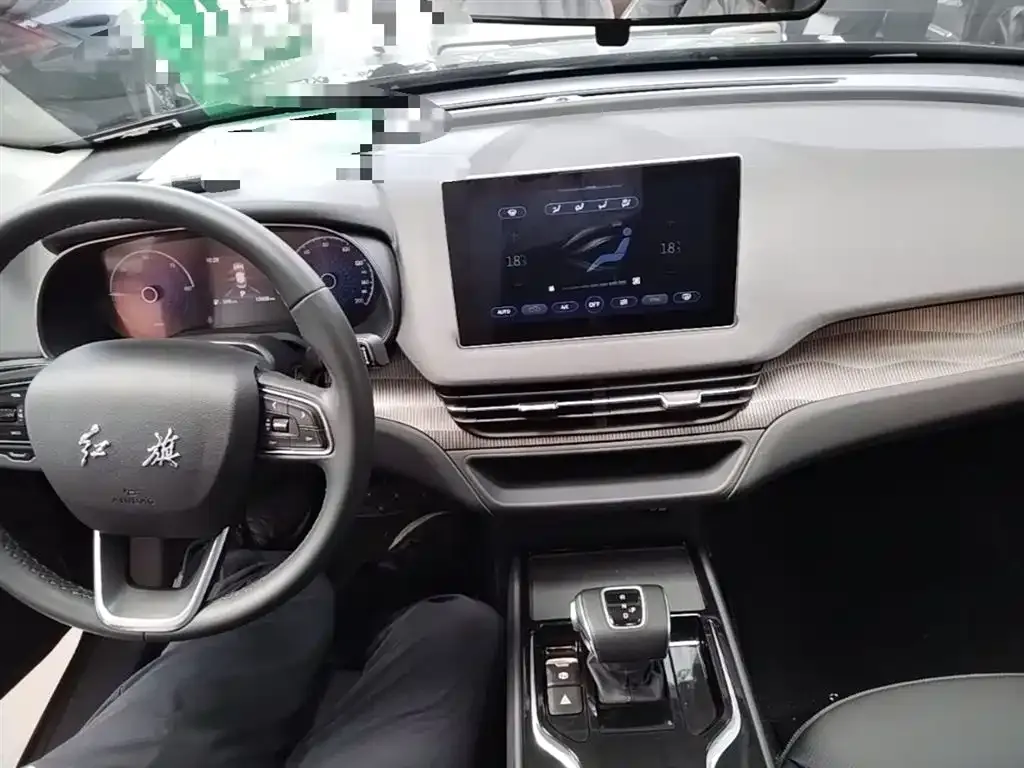 Hongqi E-QM5 — фото 3