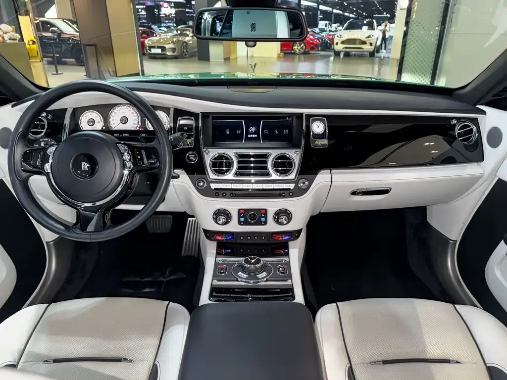 Rolls-Royce Wraith 2024 из CN, фото 10