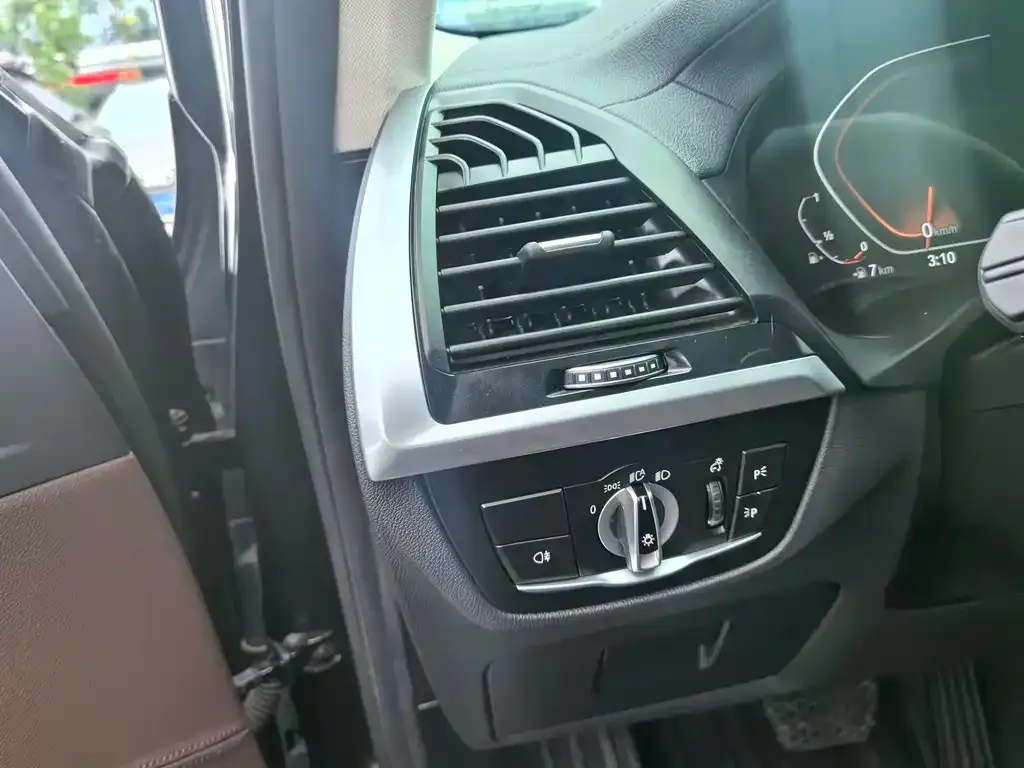 BMW X3 2021 из CN, фото 4