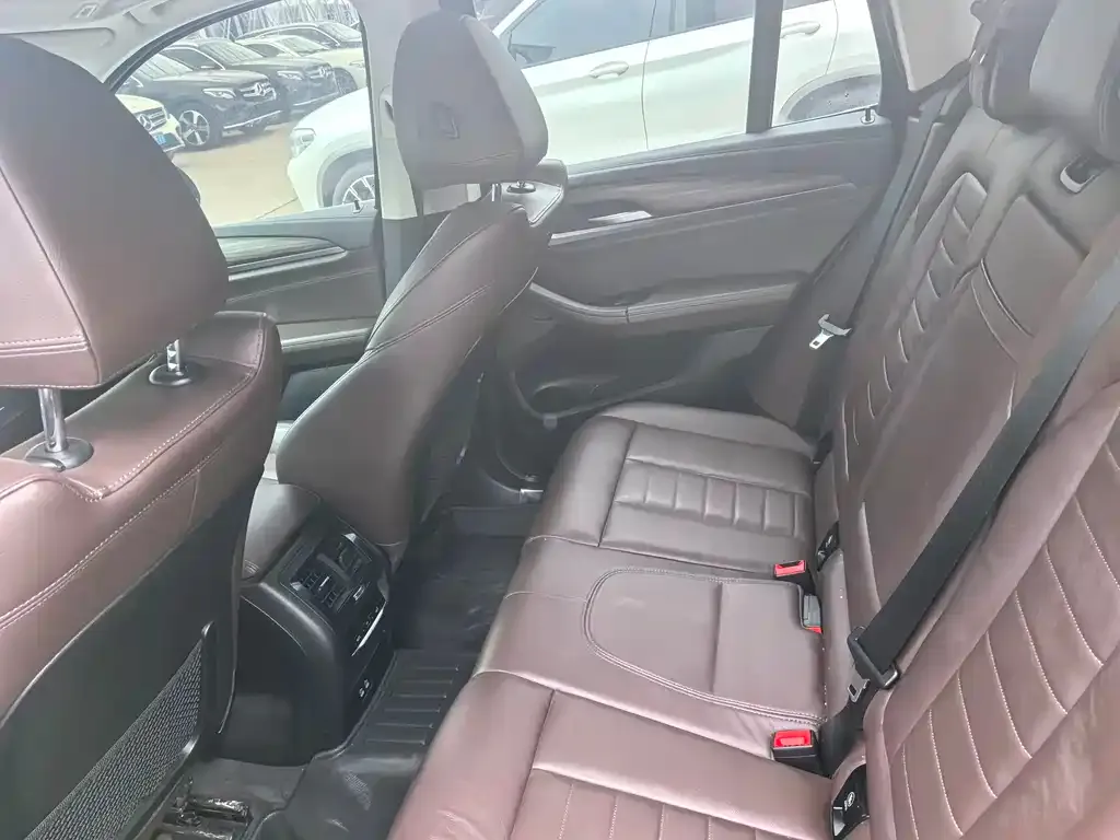 BMW X3 2021 из CN, фото 3