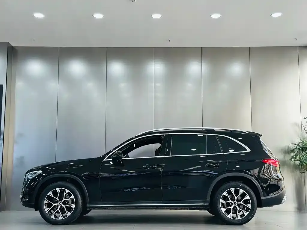 Mercedes-Benz GLC — фото 6