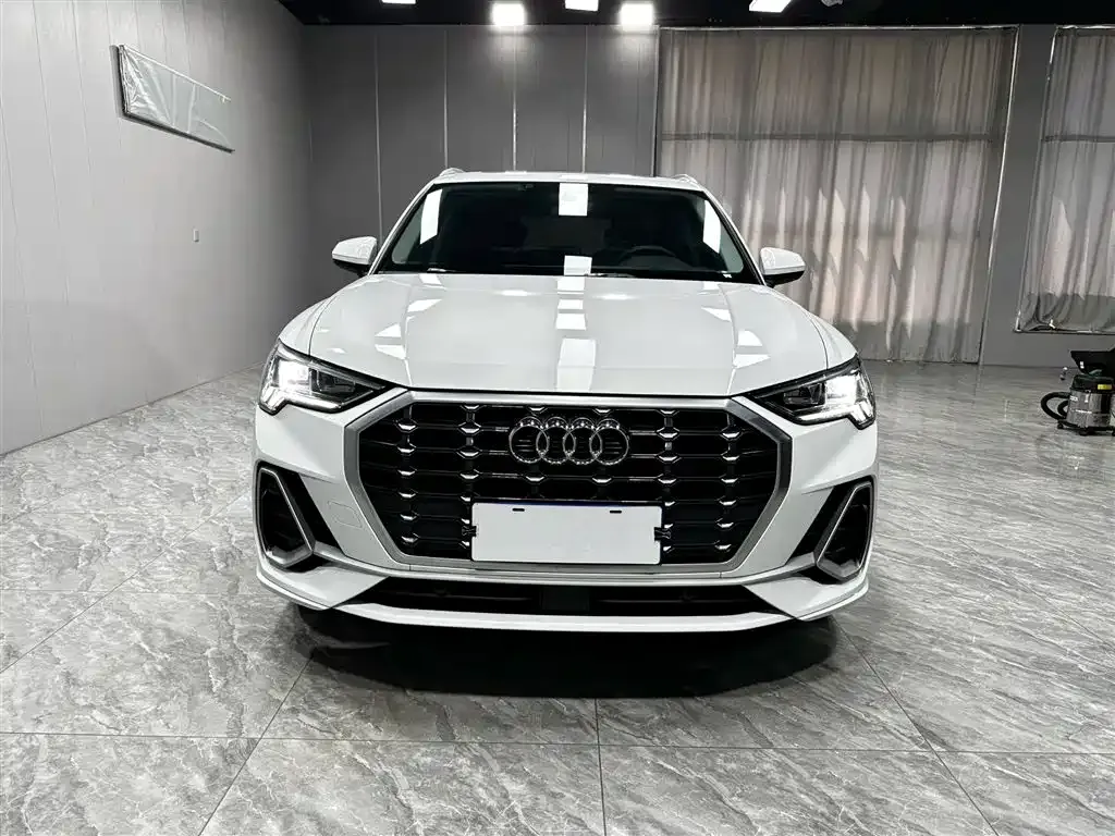 Audi Q3 — фото 2