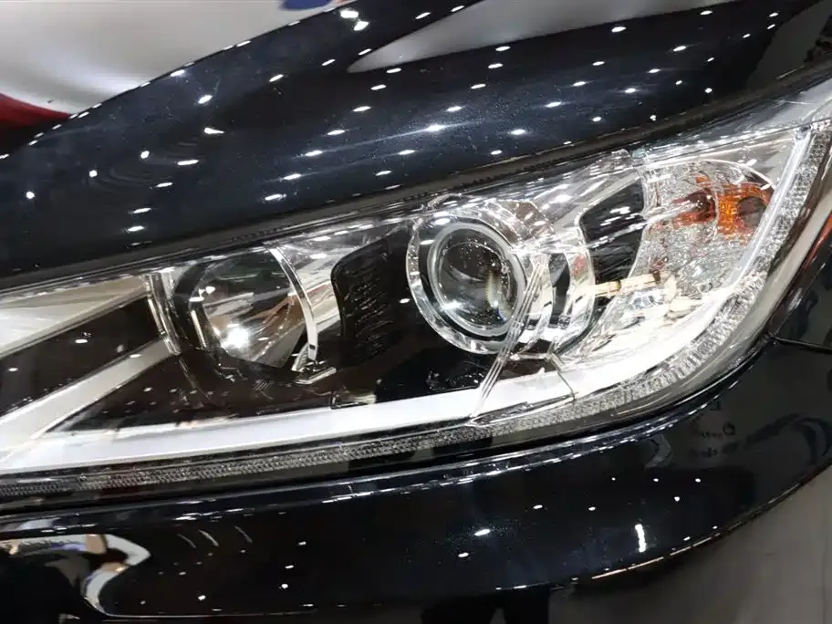 Toyota Highlander — фото 10