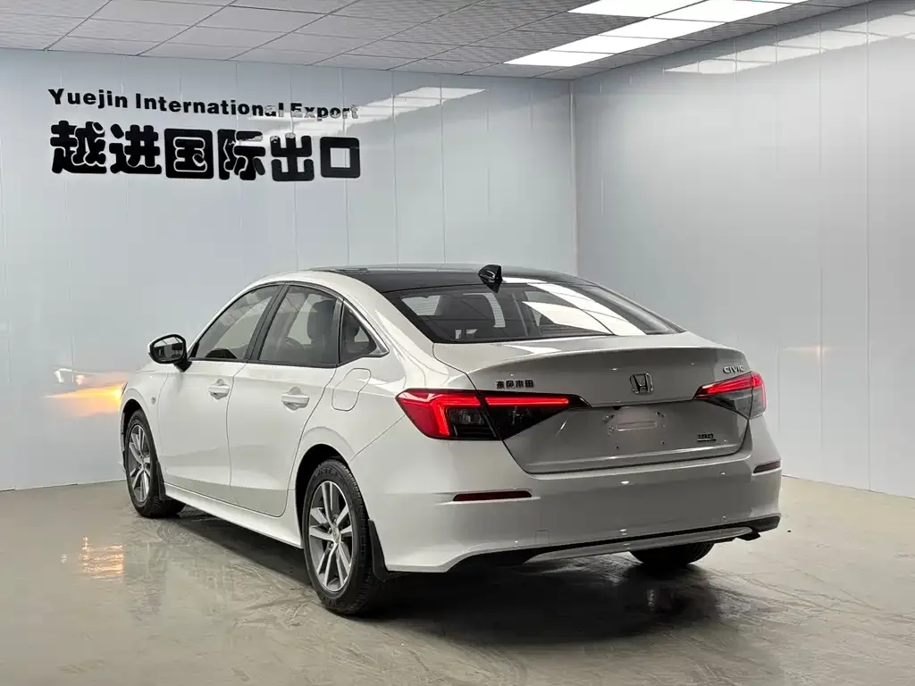 Honda Civic — фото 6