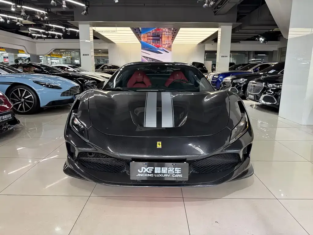 Ferrari F8 — фото 10