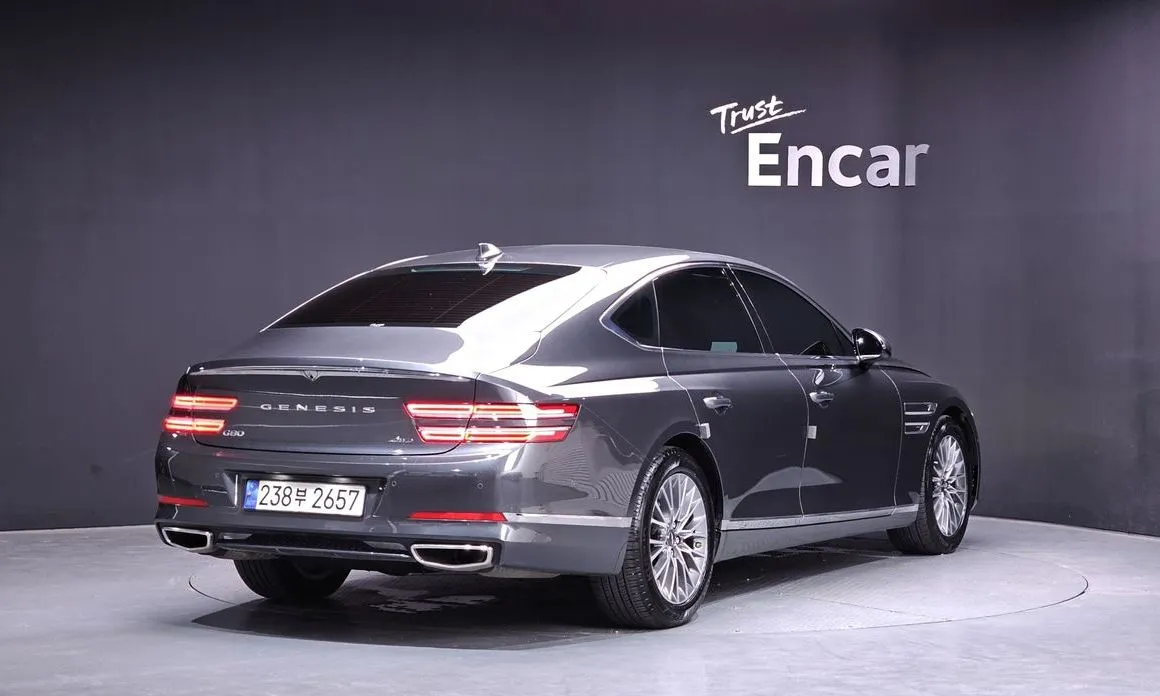 Genesis G80 — фото 9