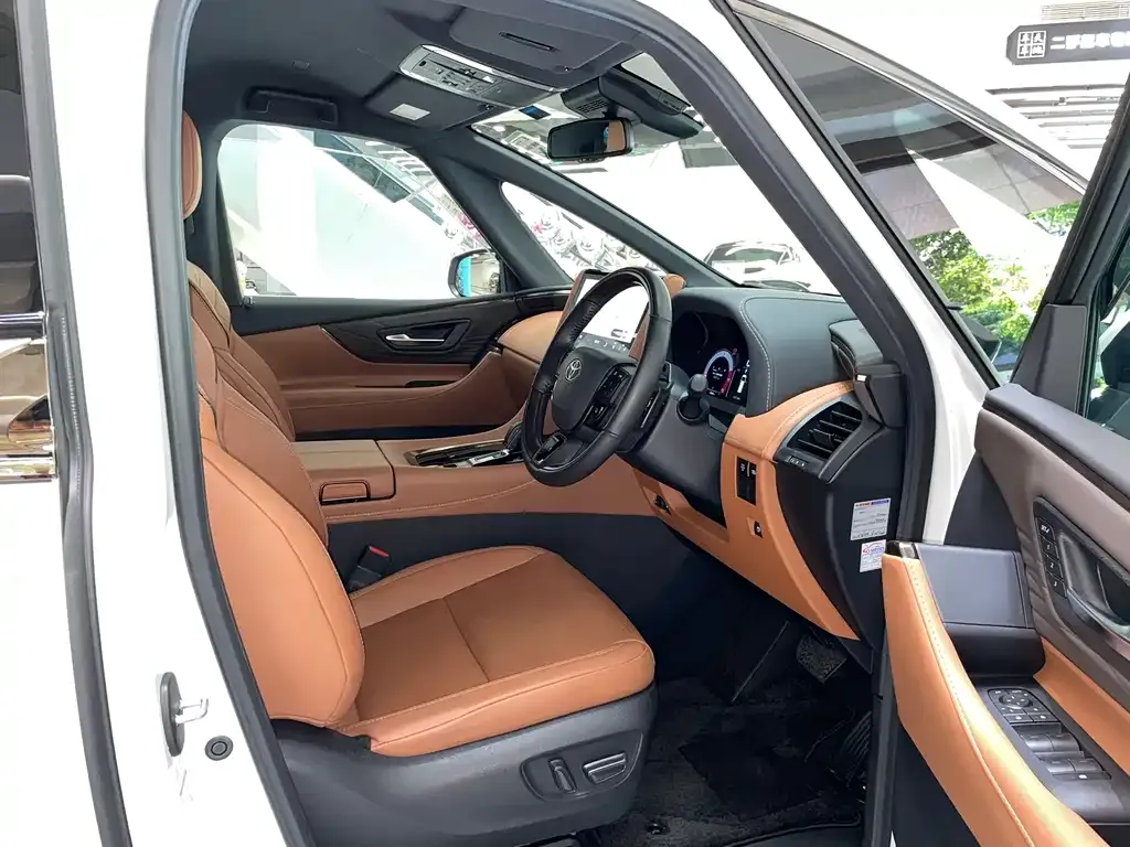 Toyota Vellfire — фото 6