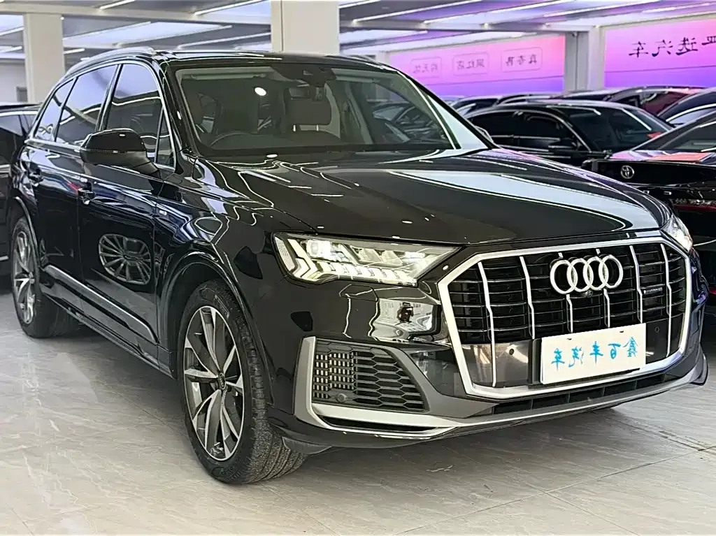 Audi Q7 — фото 5