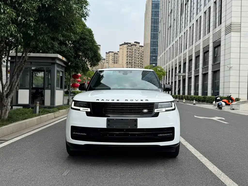 Land Rover Range Rover — фото 1