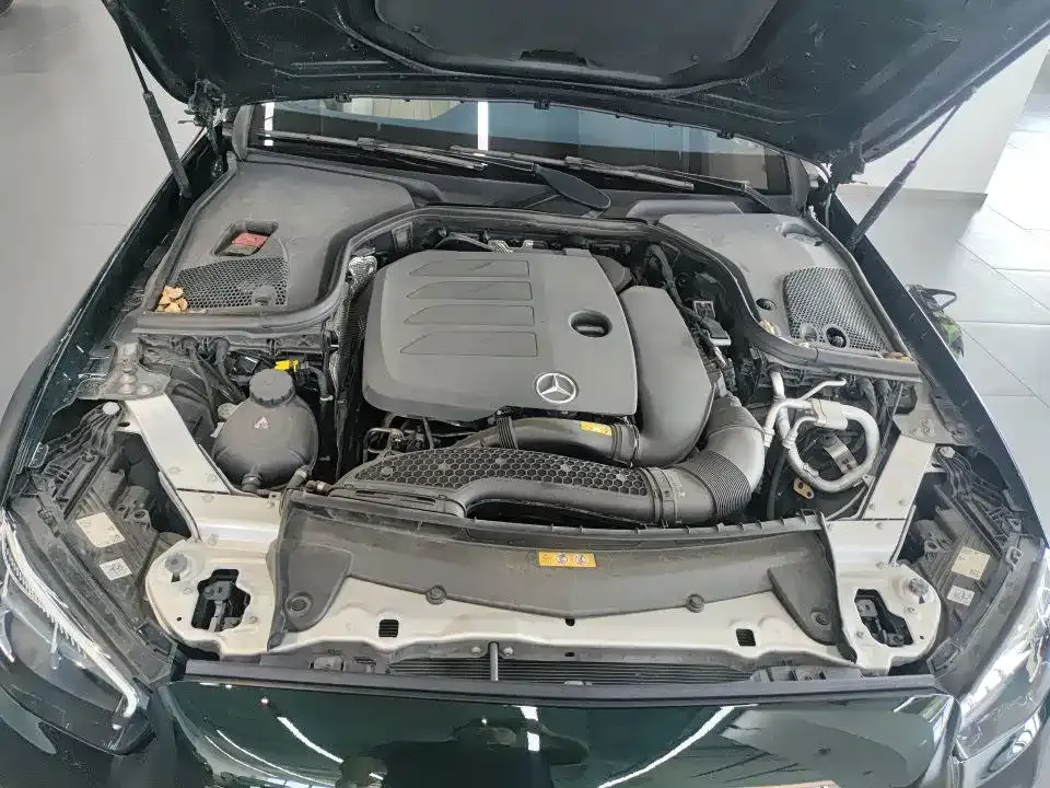 Mercedes-Benz E-Class (Import) — фото 4