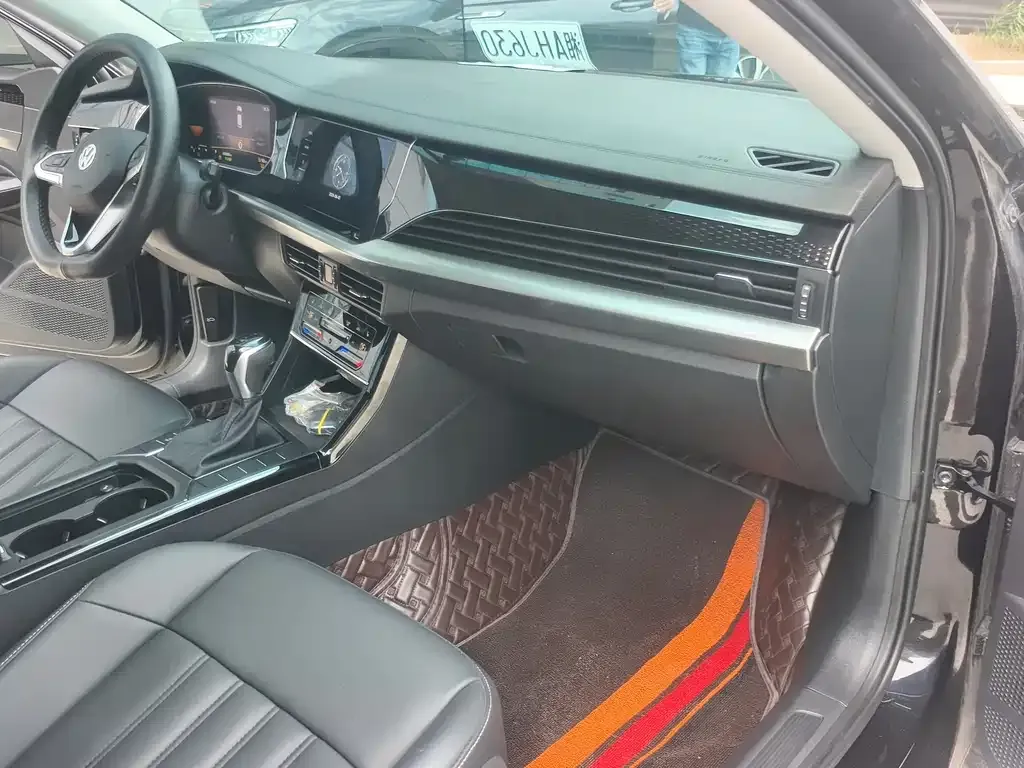 Volkswagen Passat — фото 10