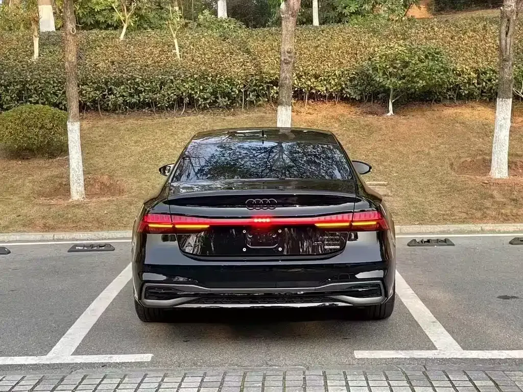Audi A7 — фото 6