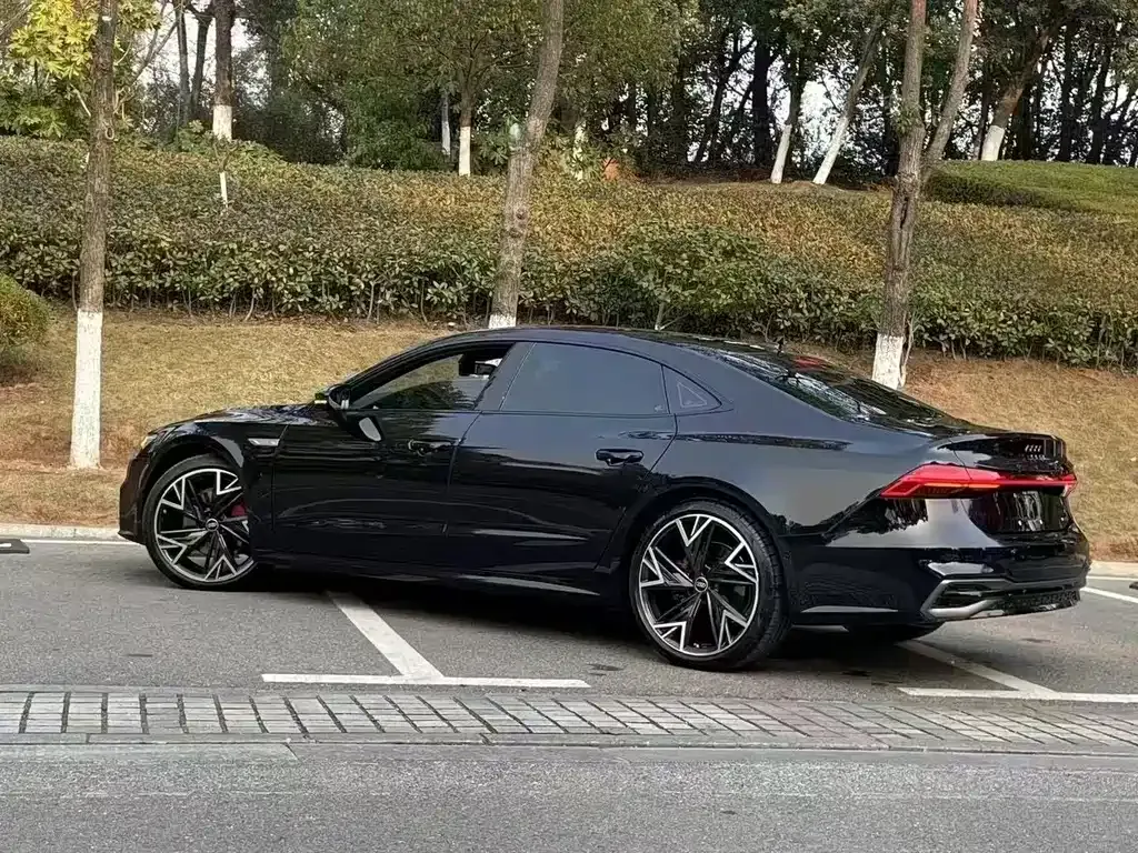 Audi A7 — фото 3