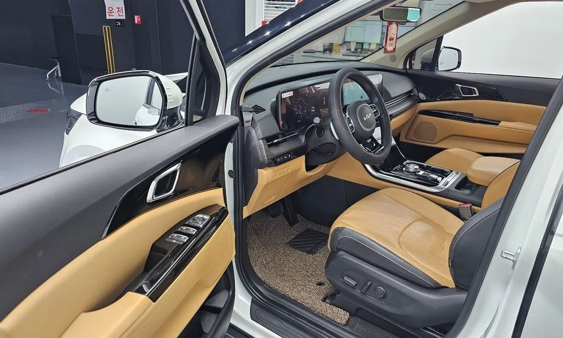 Kia Carnival 2023 из KR, фото 7