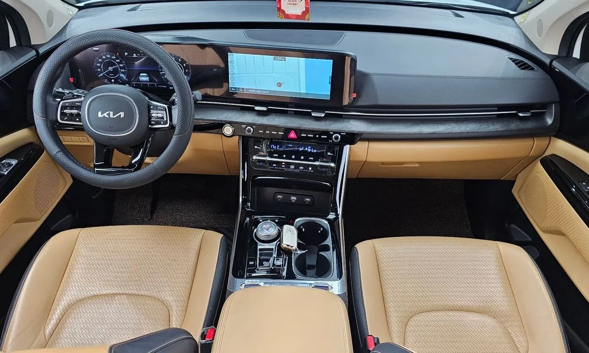 Kia Carnival 2023 из KR, фото 9