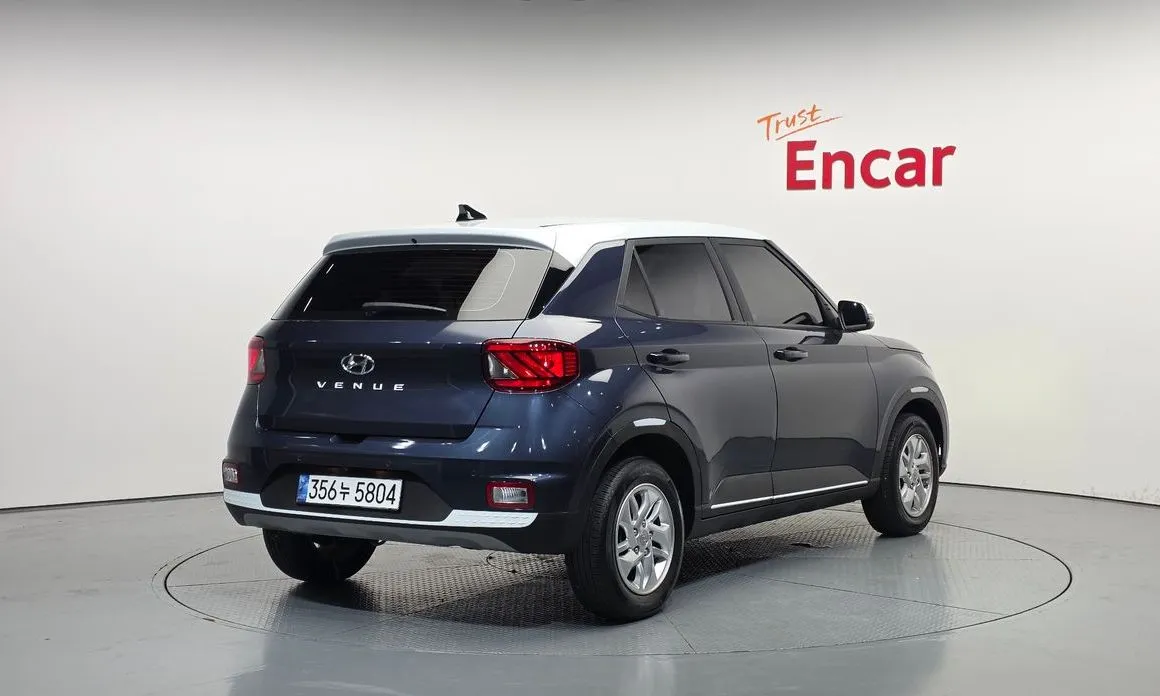 Hyundai Venue 2023 из KR, фото 2